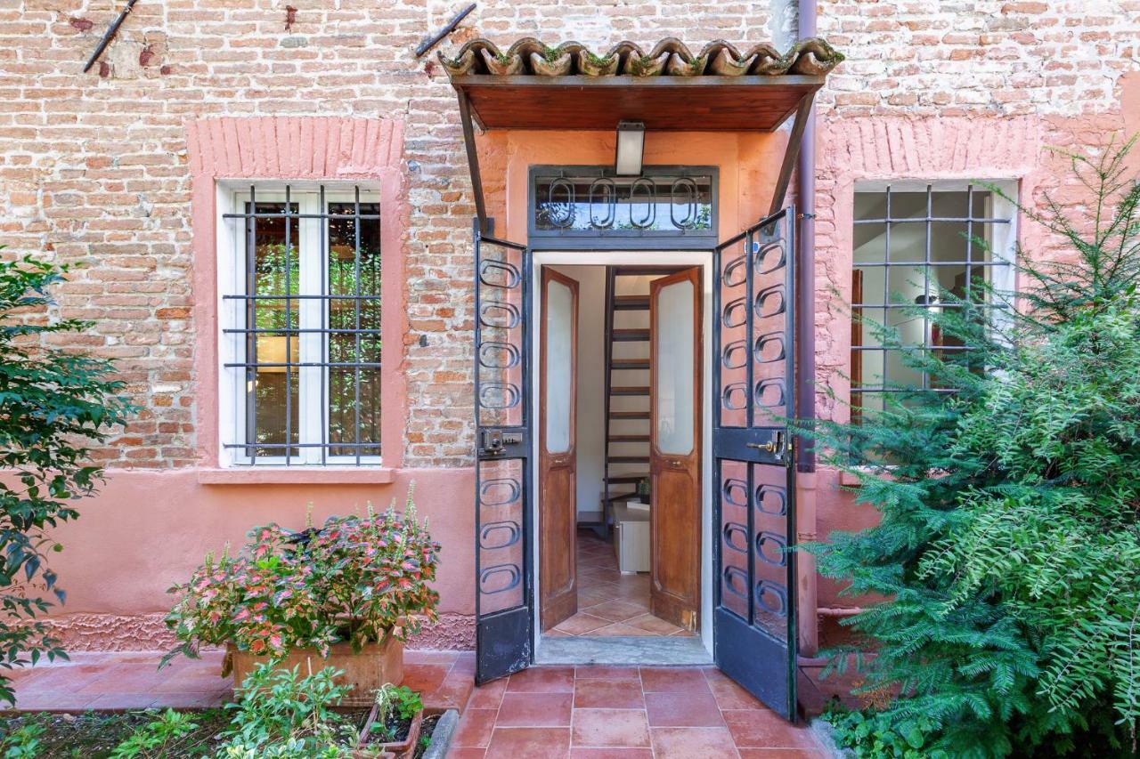 Duplex Apartment in pieno centro Ferrare Extérieur photo