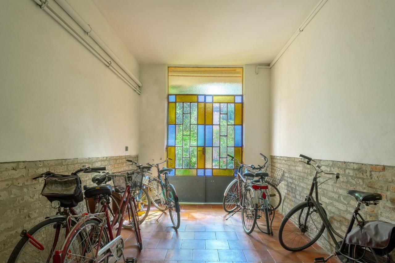 Duplex Apartment in pieno centro Ferrare Extérieur photo