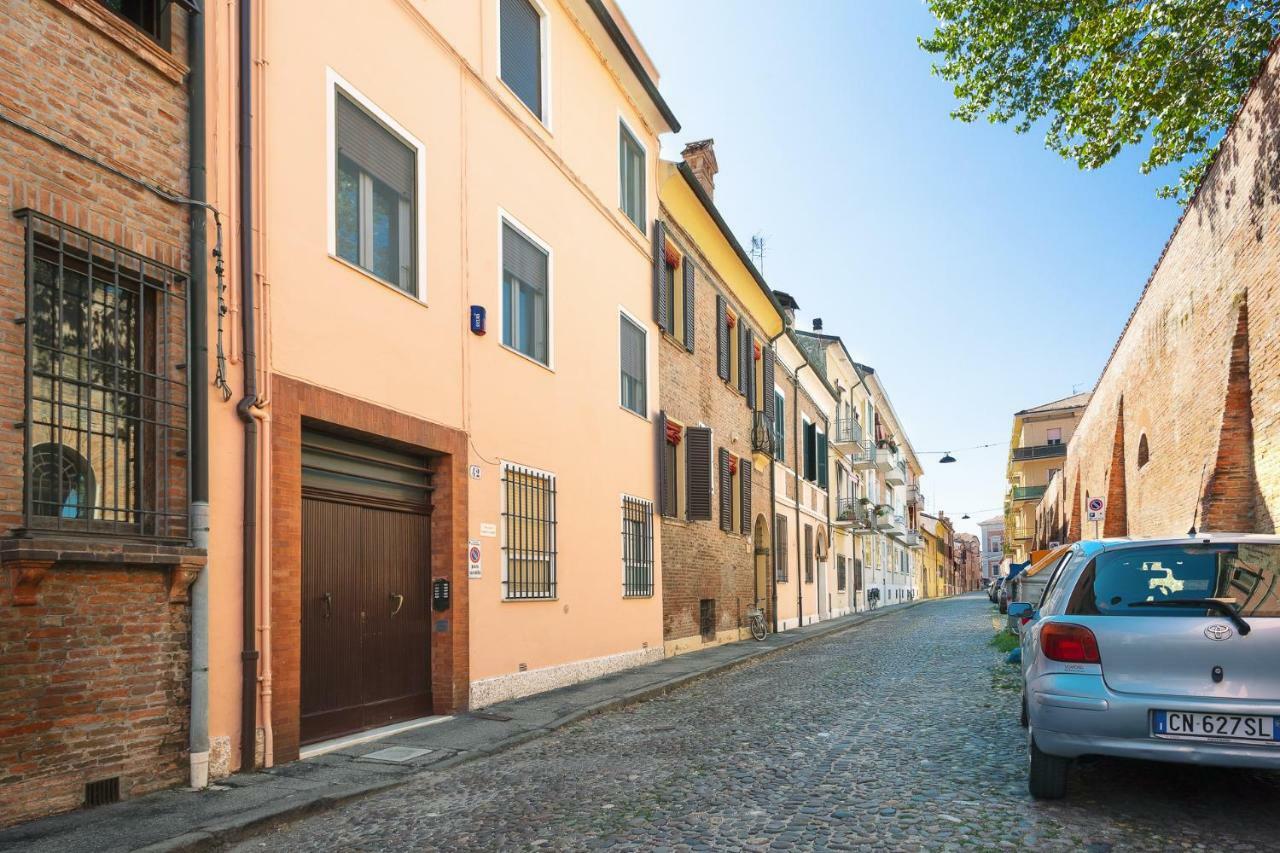 Duplex Apartment in pieno centro Ferrare Extérieur photo
